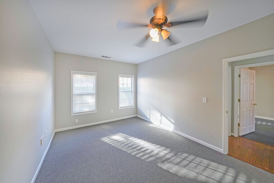 More Photos Of 1301 Shiloh Rd NW, Kennesaw Office For Sale