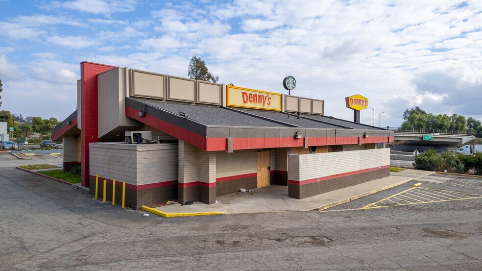 More Photos Of 1504 Gillette Rd, Pomona General Retail For Sale