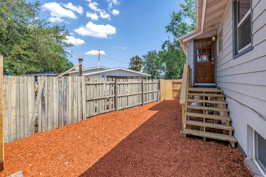 More Photos Of , Tampa Multifamily For Sale