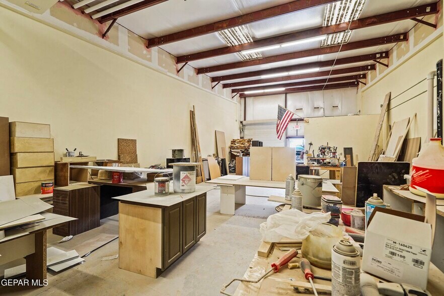 More Photos Of 109 Seneca Dr, El Paso Warehouse For Sale