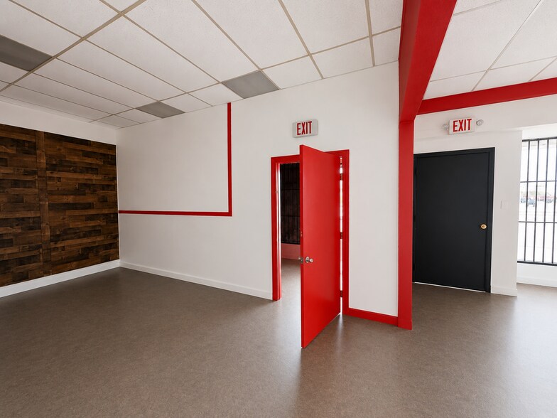 More Photos Of 111-121 N Long Beach Blvd, Compton Storefront For Lease
