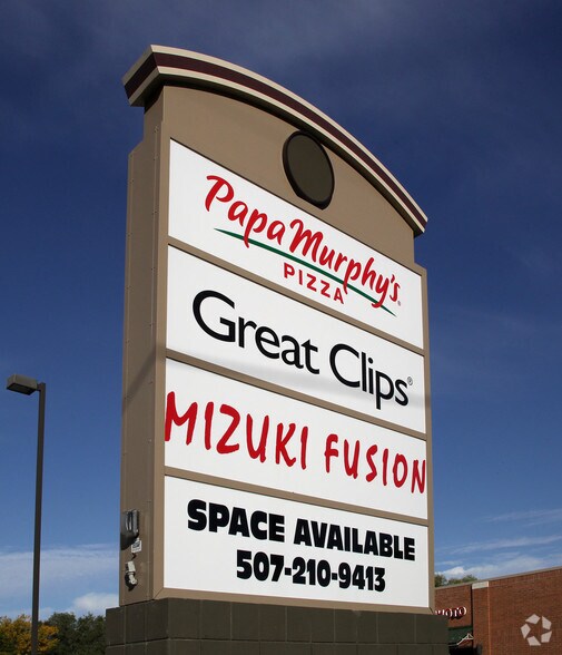 More Photos Of 609-615 4th St NW, Faribault Storefront For Lease