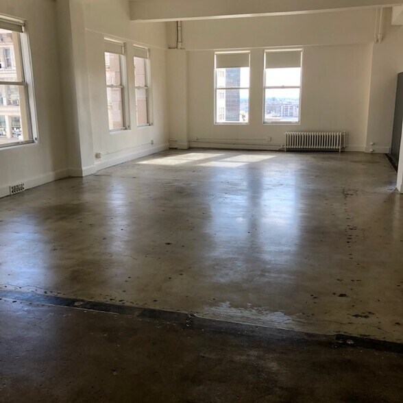 More Photos Of 850 S Broadway, Los Angeles Loft Creative Space For Lease