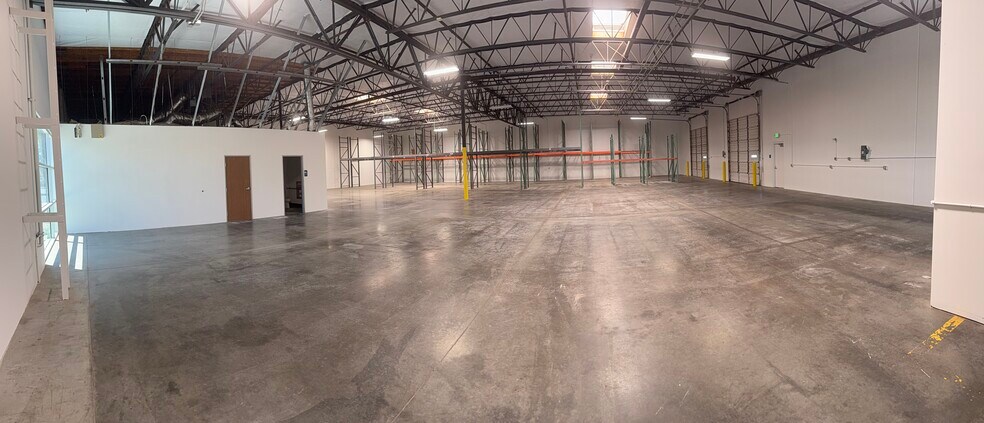 More Photos Of 10274 Birtcher Dr, Jurupa Valley Warehouse For Sale
