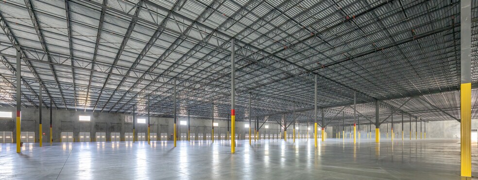 More Photos Of 210 Brickyard Rd, Dalton Industrial For Lease