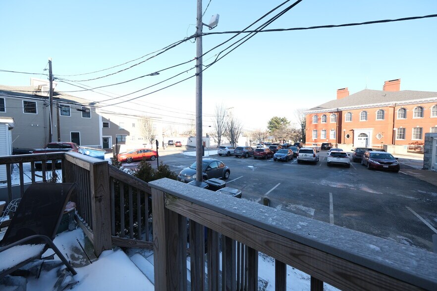 More Photos Of 506-512 Main St, Warren Storefront Retail Residential For Lease