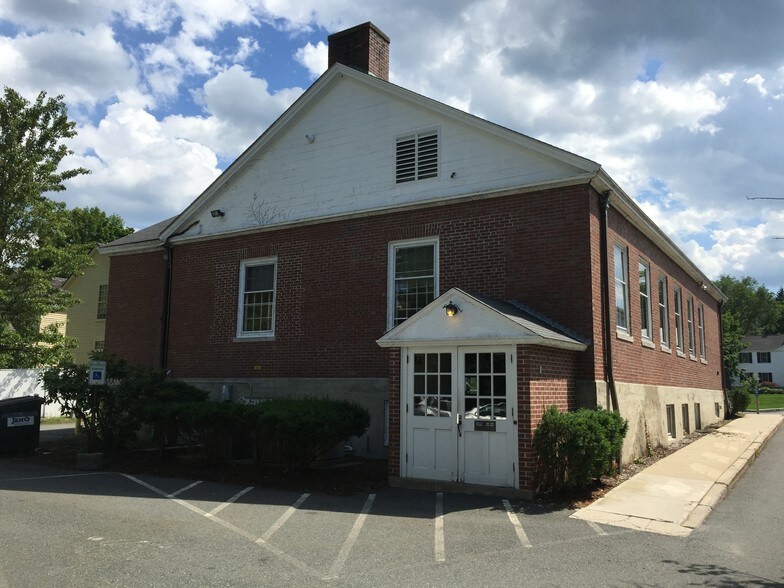 More Photos Of 59 Walden St, Concord Office For Lease