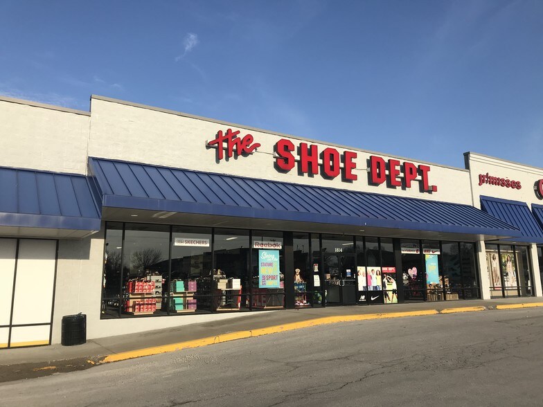 More Photos Of 1802-2012 N State Route 291, Harrisonville Storefront For Lease