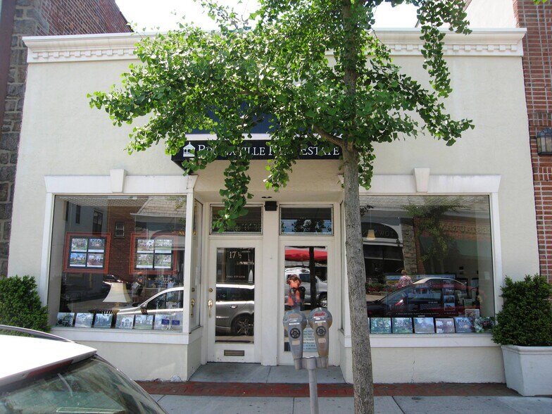 More Photos Of 17 1/2 Park Pl, Bronxville Storefront Retail Office For Sale