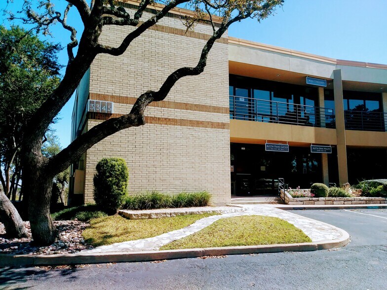 More Photos Of 3345 Bee Caves Rd, Austin Office For Lease