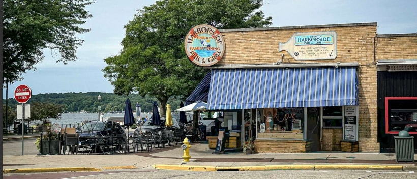 Primary Photo Of 100 Broad St, Lake Geneva Restaurant For Sale