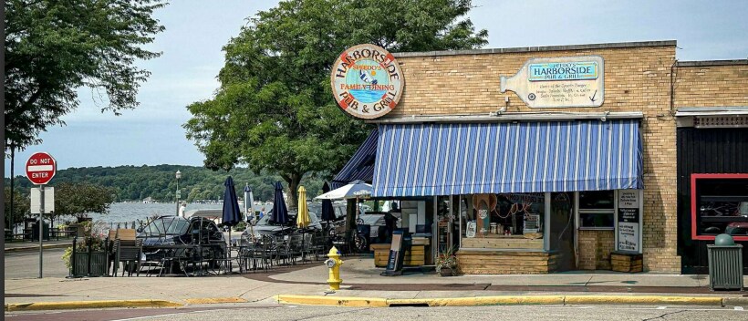 Primary Photo Of 100 Broad St, Lake Geneva Restaurant For Sale
