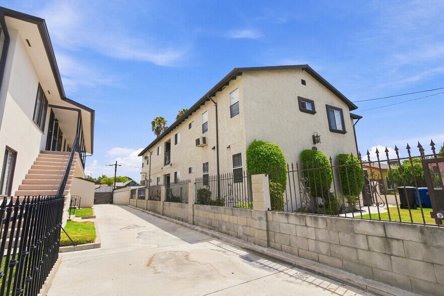 More Photos Of 5328 Auckland Ave, North Hollywood Apartments For Sale