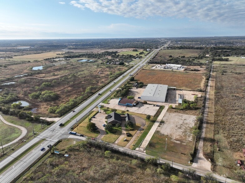 More Photos Of 1980 SW Wilshire Blvd, Burleson Warehouse For Sale