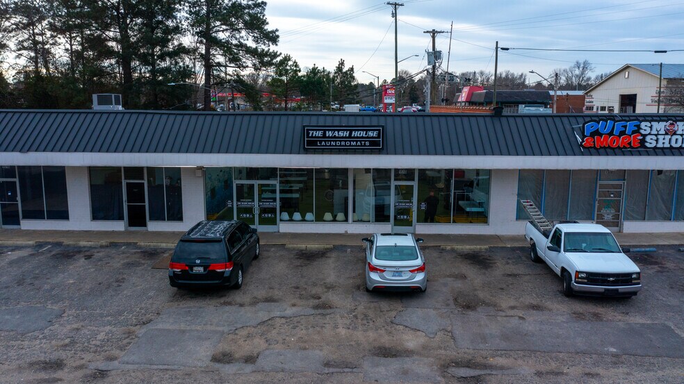 More Photos Of 1506-1524 Clinton Rd, Fayetteville Freestanding For Sale