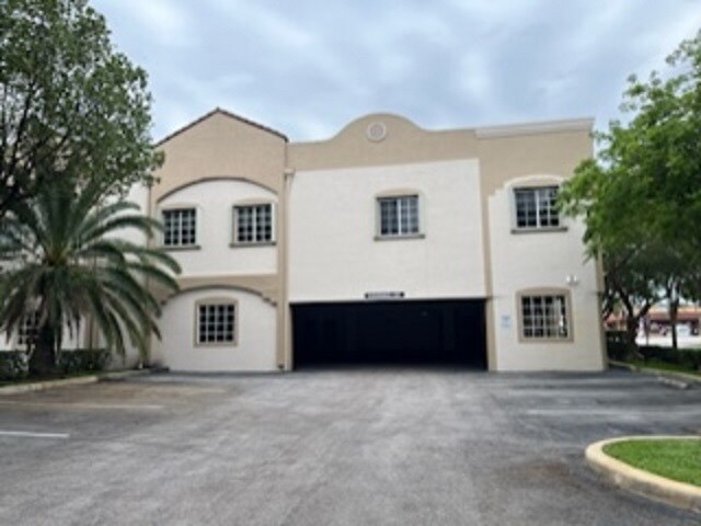 More Photos Of 6099 Stirling Rd, Davie Office Residential For Lease