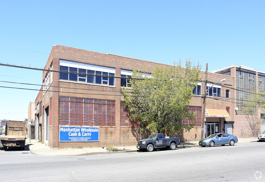 More Photos Of 1169 Oak Point Ave, Bronx Warehouse For Lease