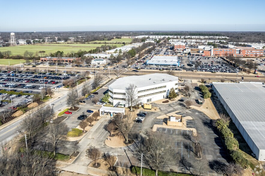 More Photos Of 7845 US Highway 64, Memphis Medical For Lease