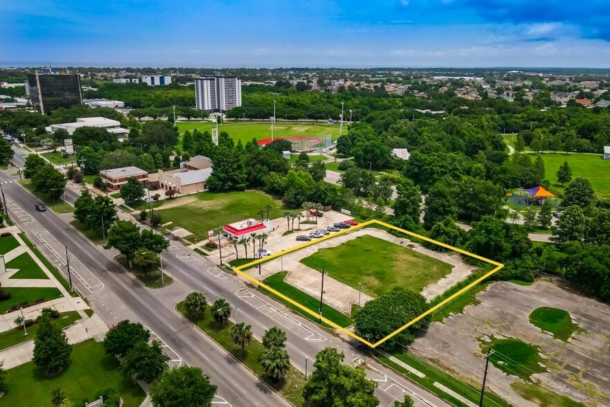 More Photos Of 5571 Read Blvd, New Orleans Land For Sale