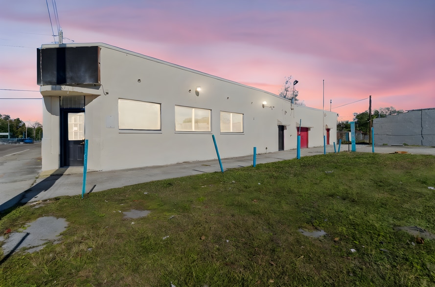 Primary Photo Of 715 McDuff Ave N, Jacksonville Storefront Retail Residential For Sale