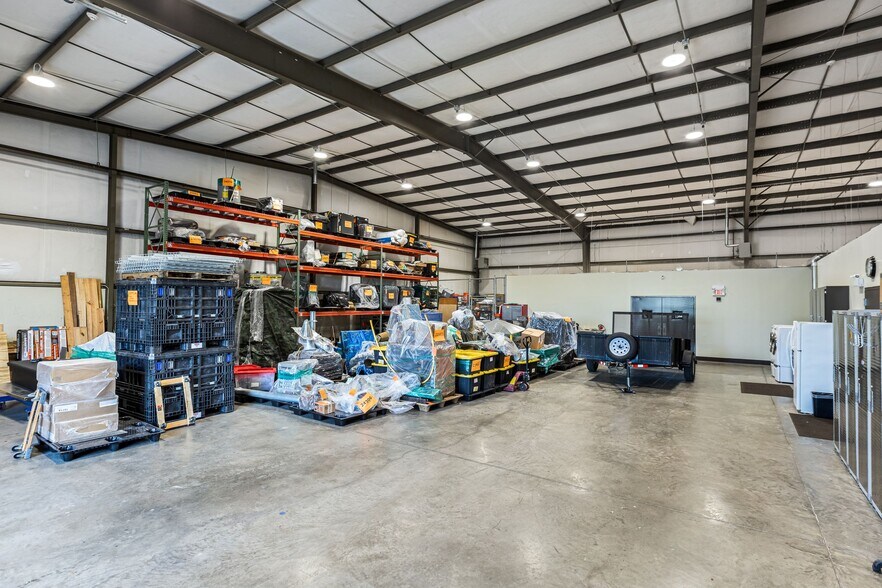 More Photos Of 533 Myatt Dr, Madison Showroom For Sale