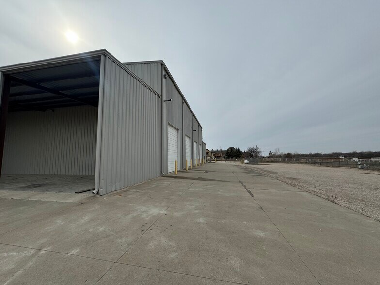More Photos Of 3105 Davinion Rd, El Reno Manufacturing For Lease