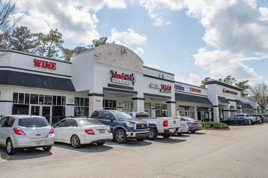 More Photos Of 7860 Gate Pky, Jacksonville Unknown For Lease