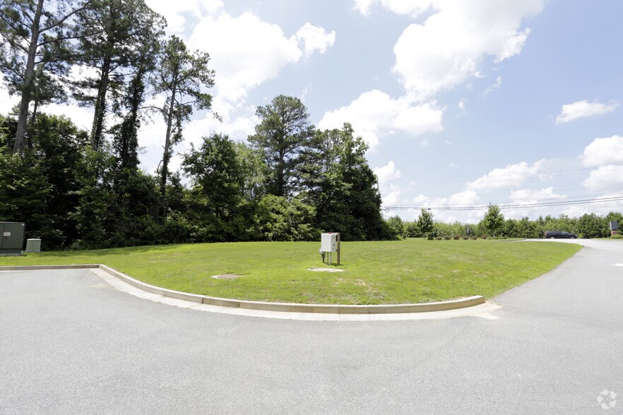 Primary Photo Of 2518-A Loganville Hwy, Grayson Land For Sale