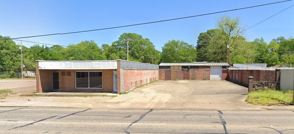 Primary Photo Of 2324 Texas Blvd, Texarkana General Retail For Sale