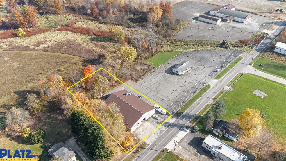 More Photos Of 409 E Main St, Andover Flex For Lease