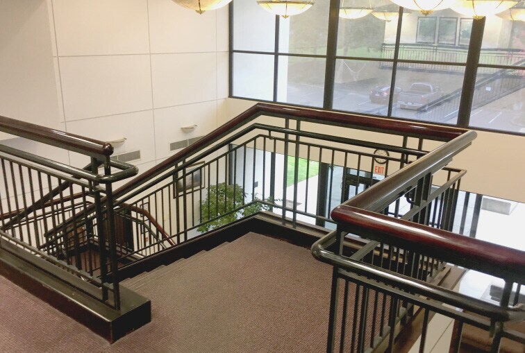 More Photos Of 4275 NW Pacific Rim Blvd, Camas Warehouse For Lease