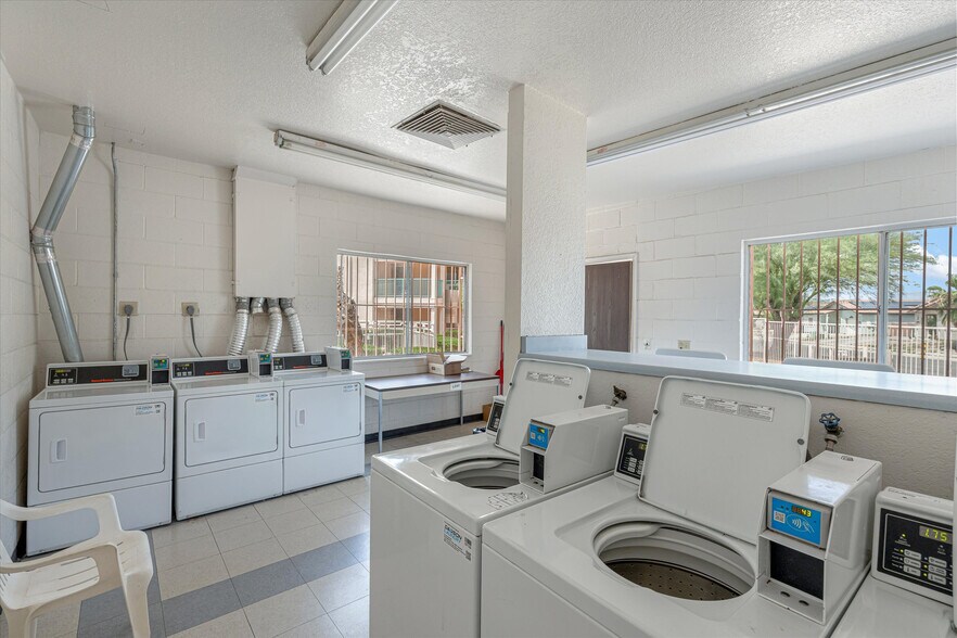 More Photos Of 5770 S Jeanette Blvd, Tucson Apartments For Sale