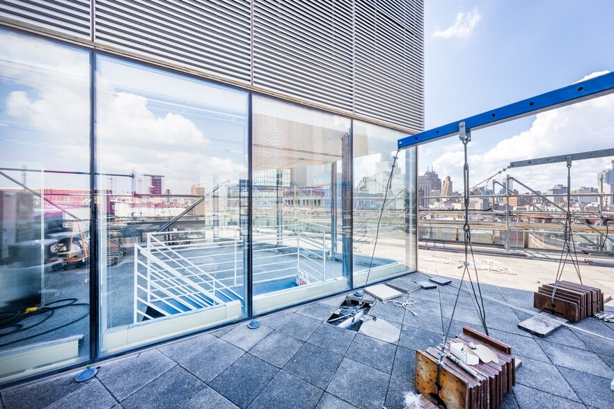 More Photos Of 8 Catherine St, New York Loft Creative Space For Sale