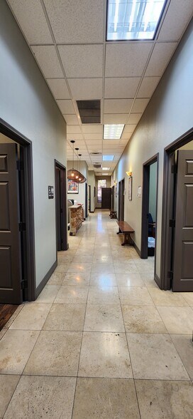 More Photos Of 2050 Mariner Dr, Las Vegas Medical For Sale