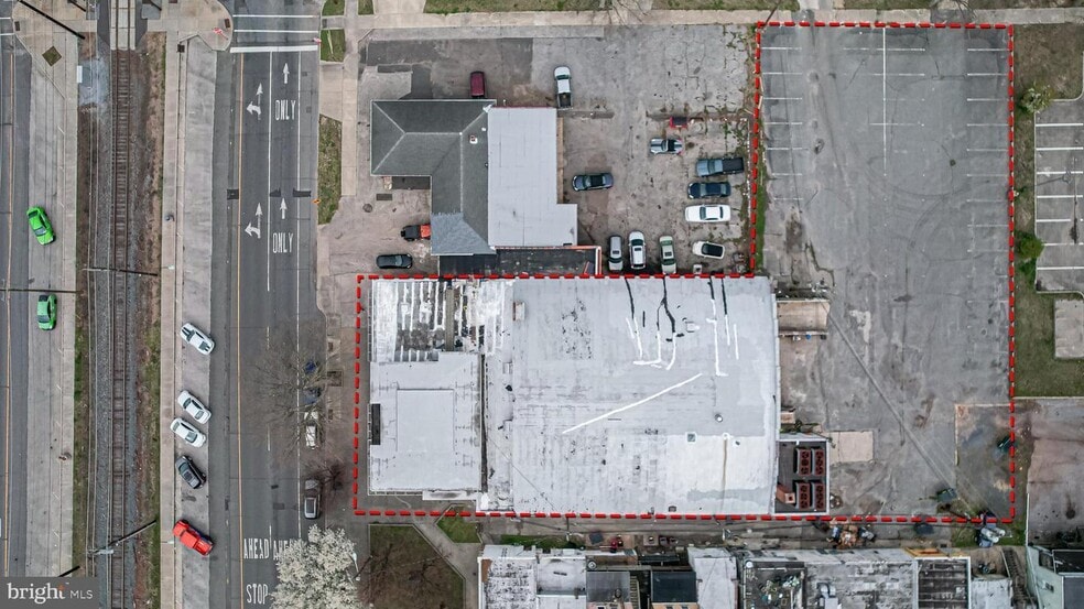 More Photos Of 13 N East Blvd, Vineland Flex For Lease