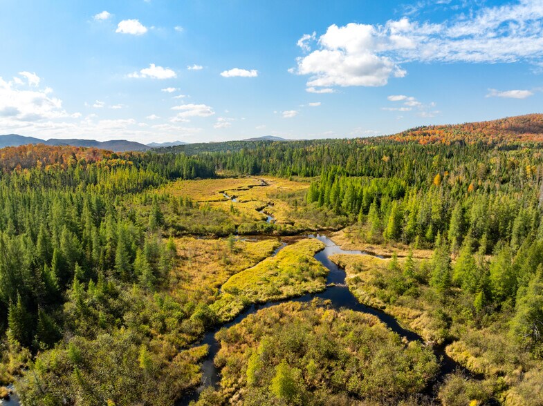 More Photos Of 4833 Cascade Rd, Lake Placid Sports And Entertainment For Sale