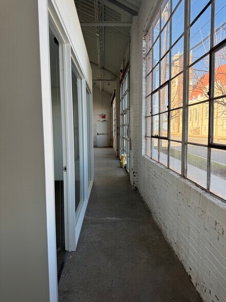 More Photos Of 124 NW 12th St, Oklahoma City Office For Lease