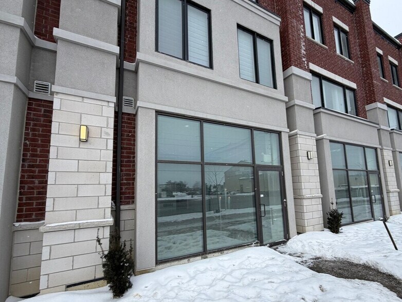 Primary Photo Of 200 Dissette St, Bradford West Gwillimbury Apartments For Lease