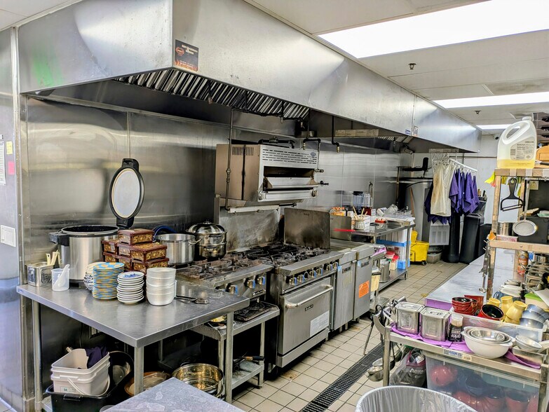 More Photos Of 141-145 N Atlantic Blvd, Monterey Park Restaurant For Lease