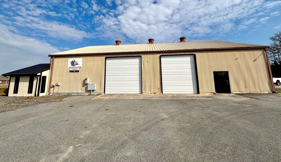 More Photos Of 105 Futrell Rd, Beulaville Office For Lease