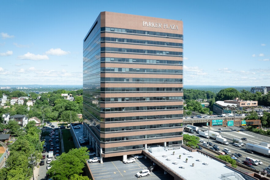 More Photos Of 400 Kelby St, Fort Lee Office For Lease