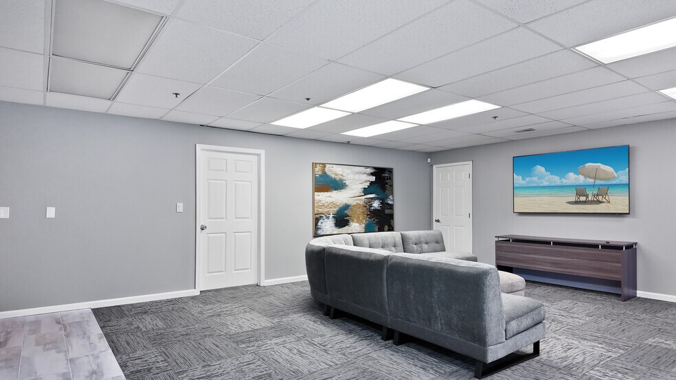 More Photos Of 5090-5096 Dorsey Hall Dr, Ellicott City Office For Sale