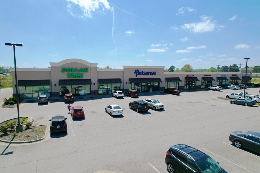 More Photos Of 2035-2059 W Center St, Beebe General Retail For Sale