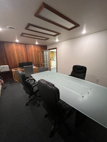 More Photos Of 1642 Carroll Ave, Saint Paul Light Manufacturing For Lease