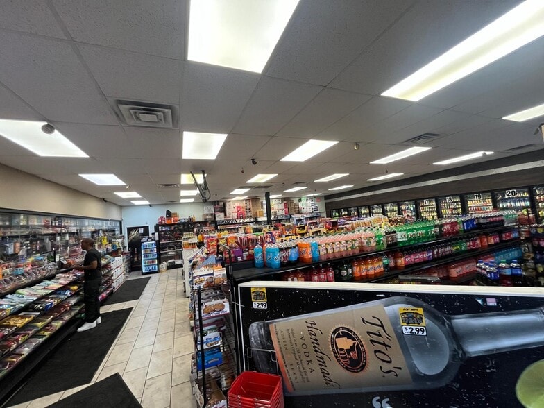 More Photos Of , Saint Louis General Retail For Sale