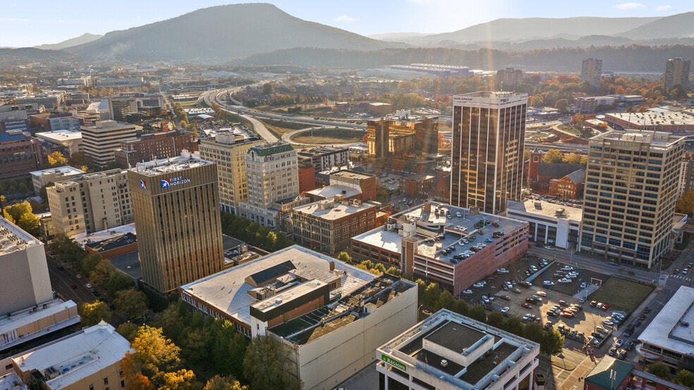 More Photos Of 442 Cherokee Blvd, Chattanooga Land For Sale