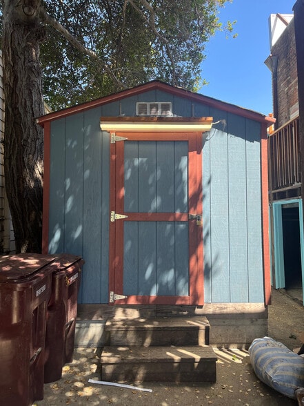 More Photos Of 1501 Solano Ave, Albany Restaurant For Sale