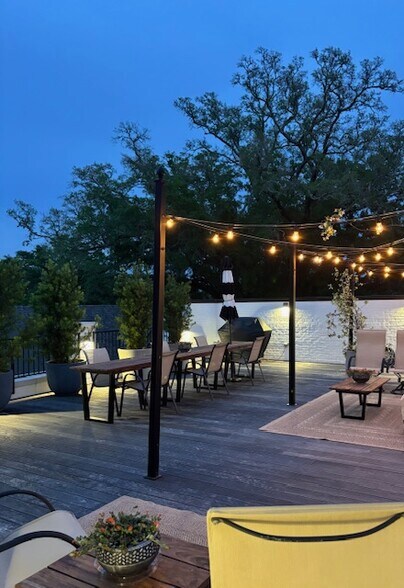 More Photos Of 152 N Section St, Fairhope Storefront Retail Residential For Sale