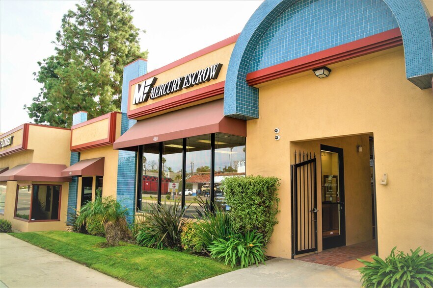 More Photos Of 422 W Whittier Blvd, La Habra Storefront Retail Office For Lease