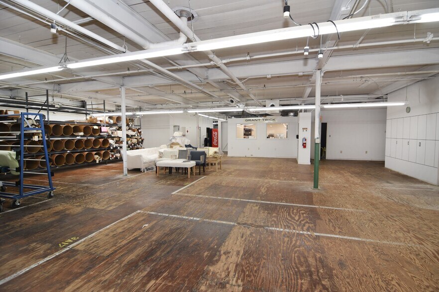 More Photos Of 1026 Main Ave SE, Hickory Manufacturing For Sale